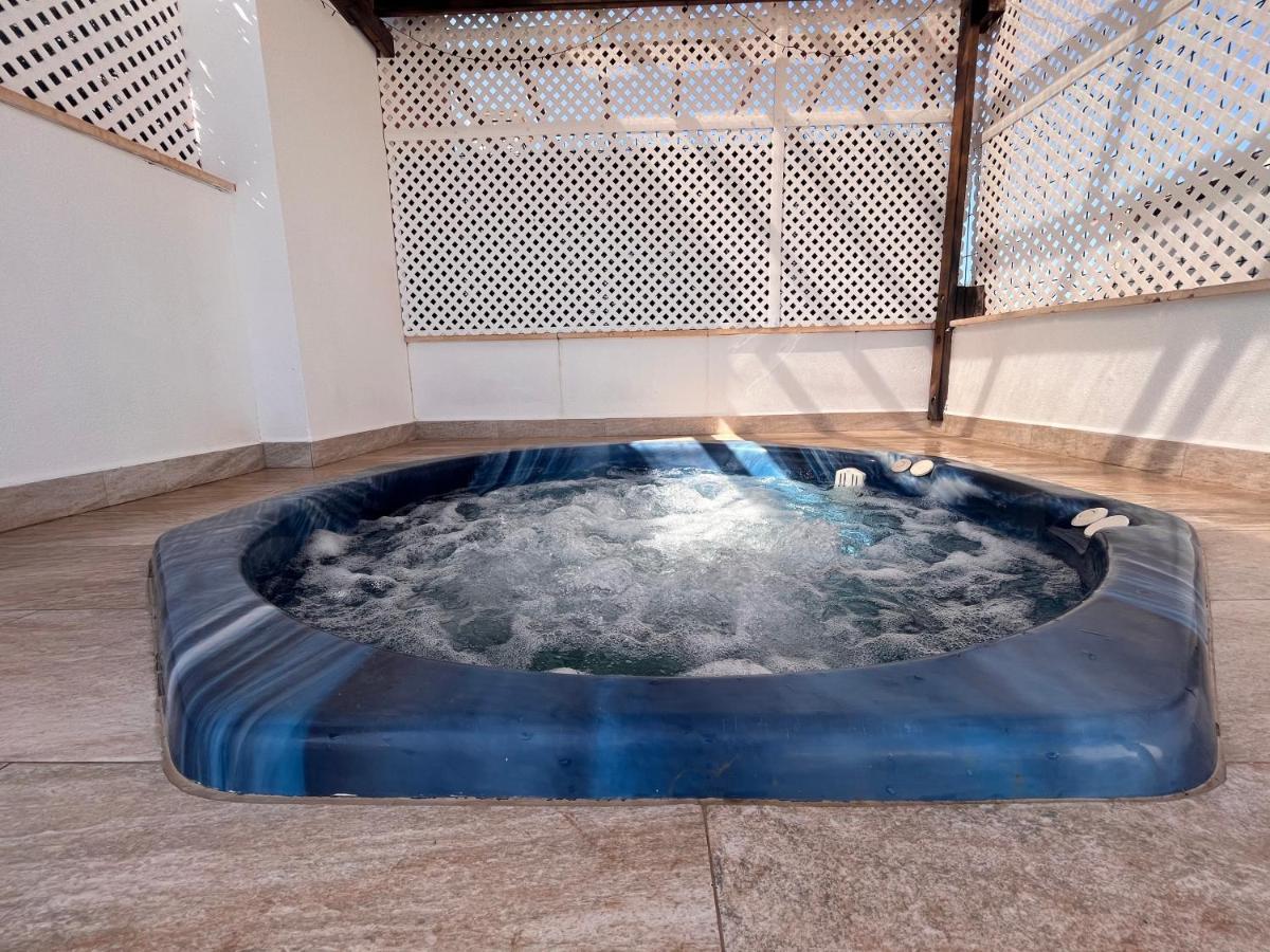 Atico Helena Con Solarium Y Jacuzzi Privado En Laguna Beach Vera Exterior foto